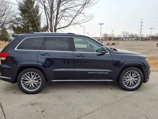 JEEP GRAND CHEROKEE 2018 1C4RJFJT3JC173933 image